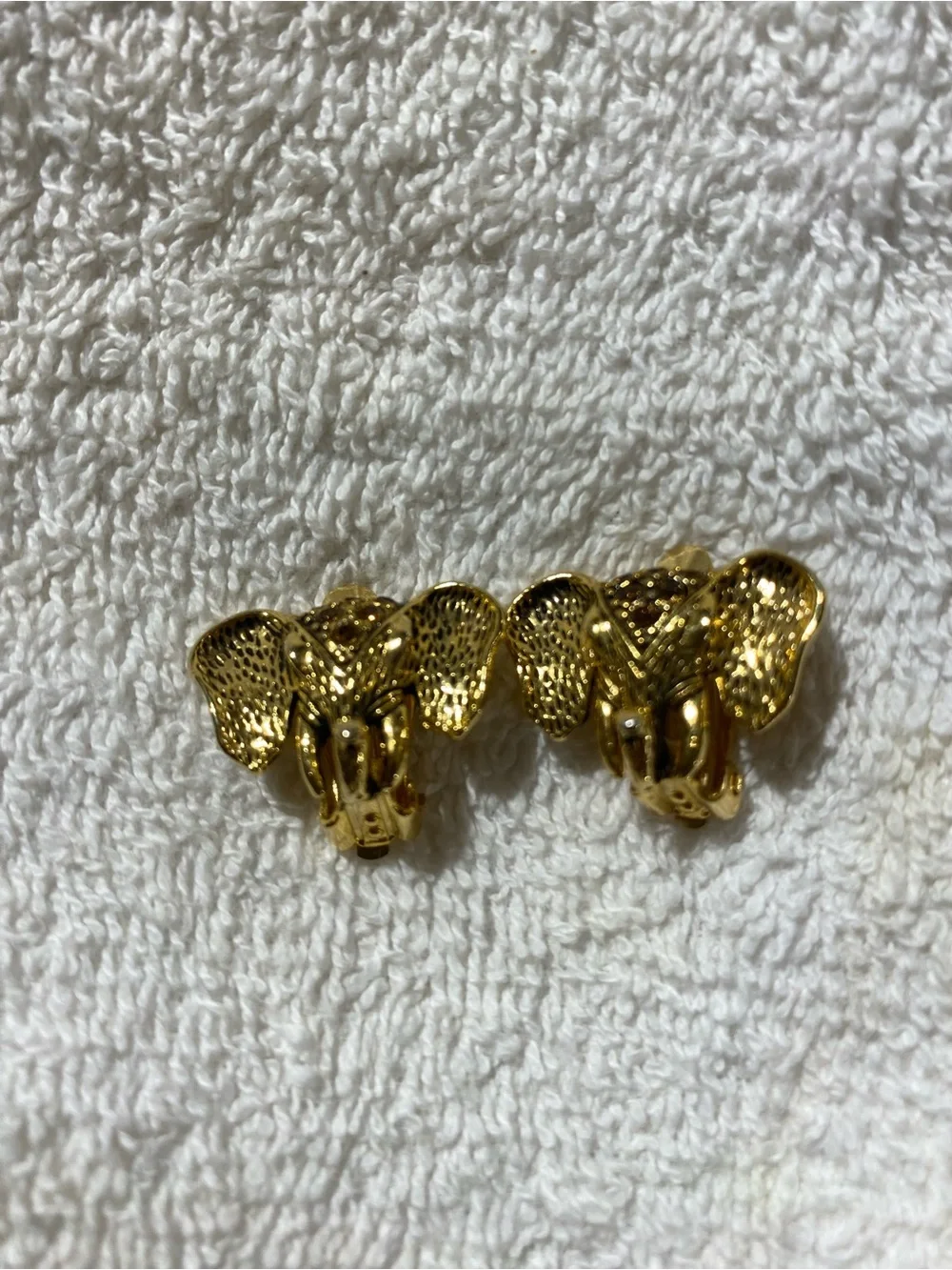 Gold Elephant Head Clip On  Earrings - Women's Accessories (RR)
